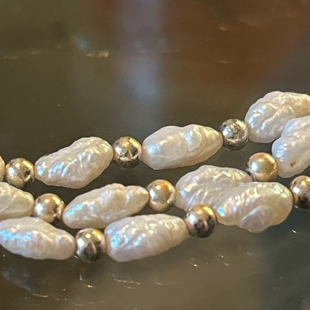 Elegant Rice Pearl Necklace - Picture 4 of 6